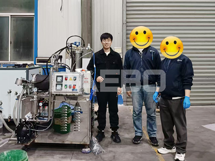 杭州某科技股份有限公司，5L棒塊陶瓷砂磨機(jī)調(diào)試成功